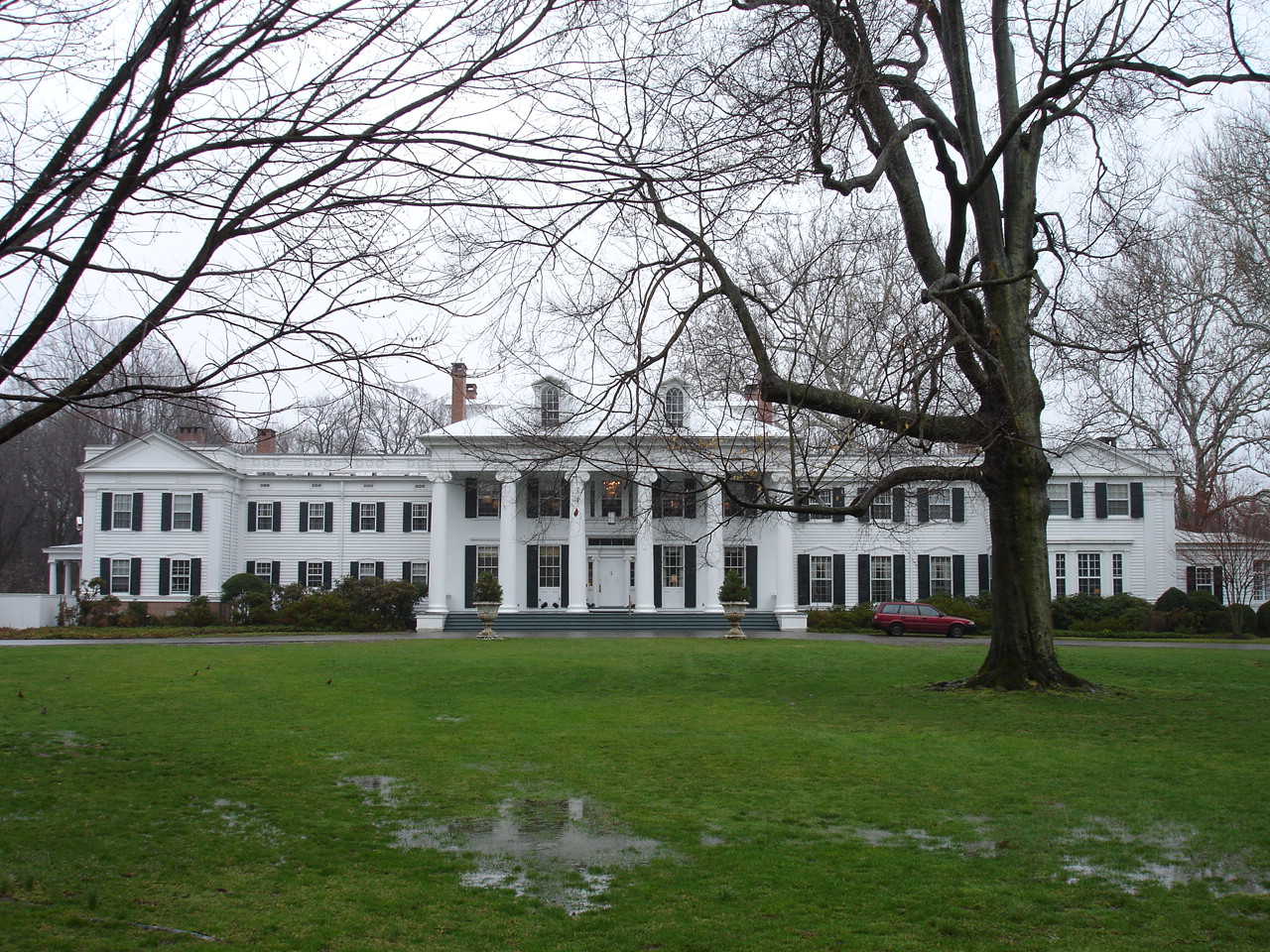 an image of Drumthwacket, the New Jersey governor's residence